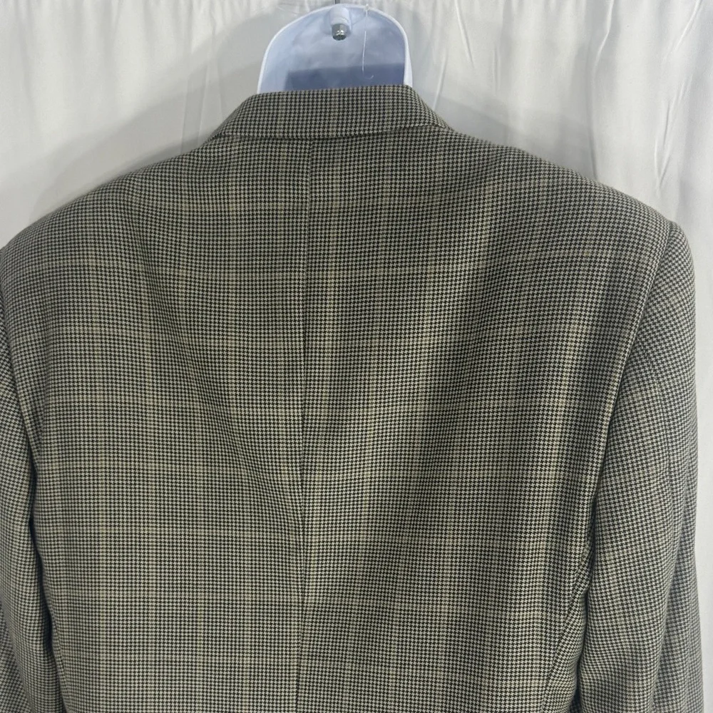 Armani Collezioni Tan Plaid Blazer Size 42R